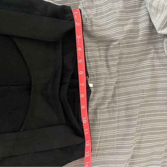 Chic Black Trousers with White Accents - Picture 5 of 5